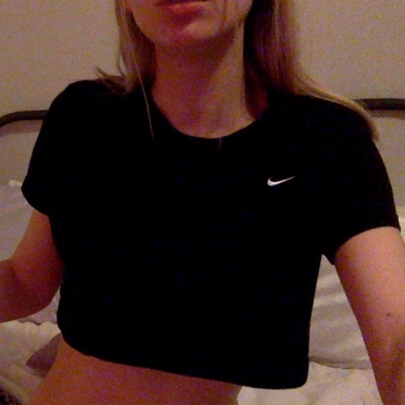 Reworked Vintage Nike Black Crop Top - Picture 1 of 1